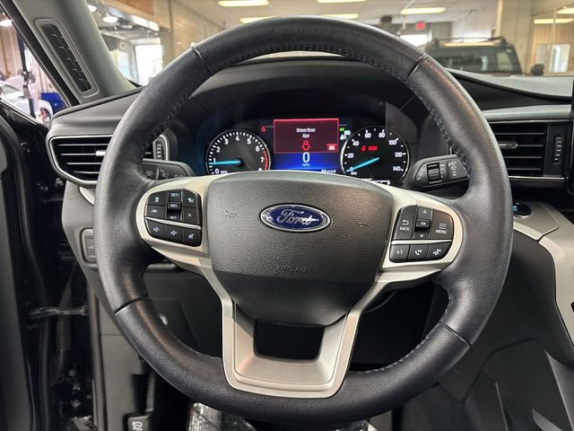 Certified 2023 Ford Explorer XLT w/ Equipment Group 202A image 8