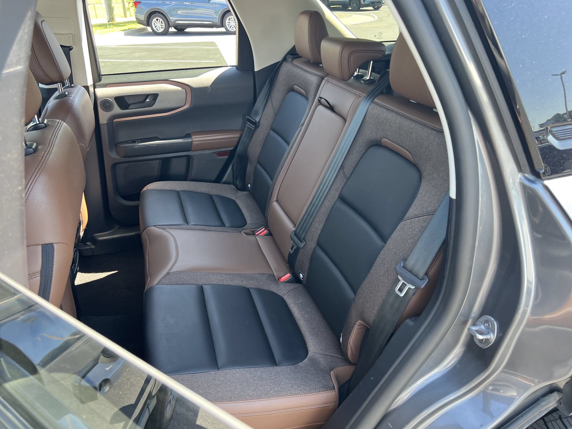 Certified 2025 Ford Bronco Sport Outer Banks w/ Outer Banks Tech Package+ AWD/4WD image 19