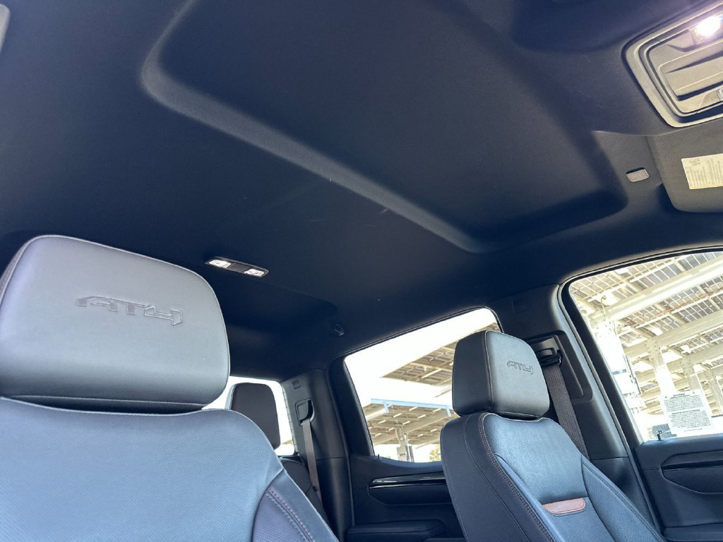Used 2025 GMC Sierra 1500 AT4 AWD/4WD image 16