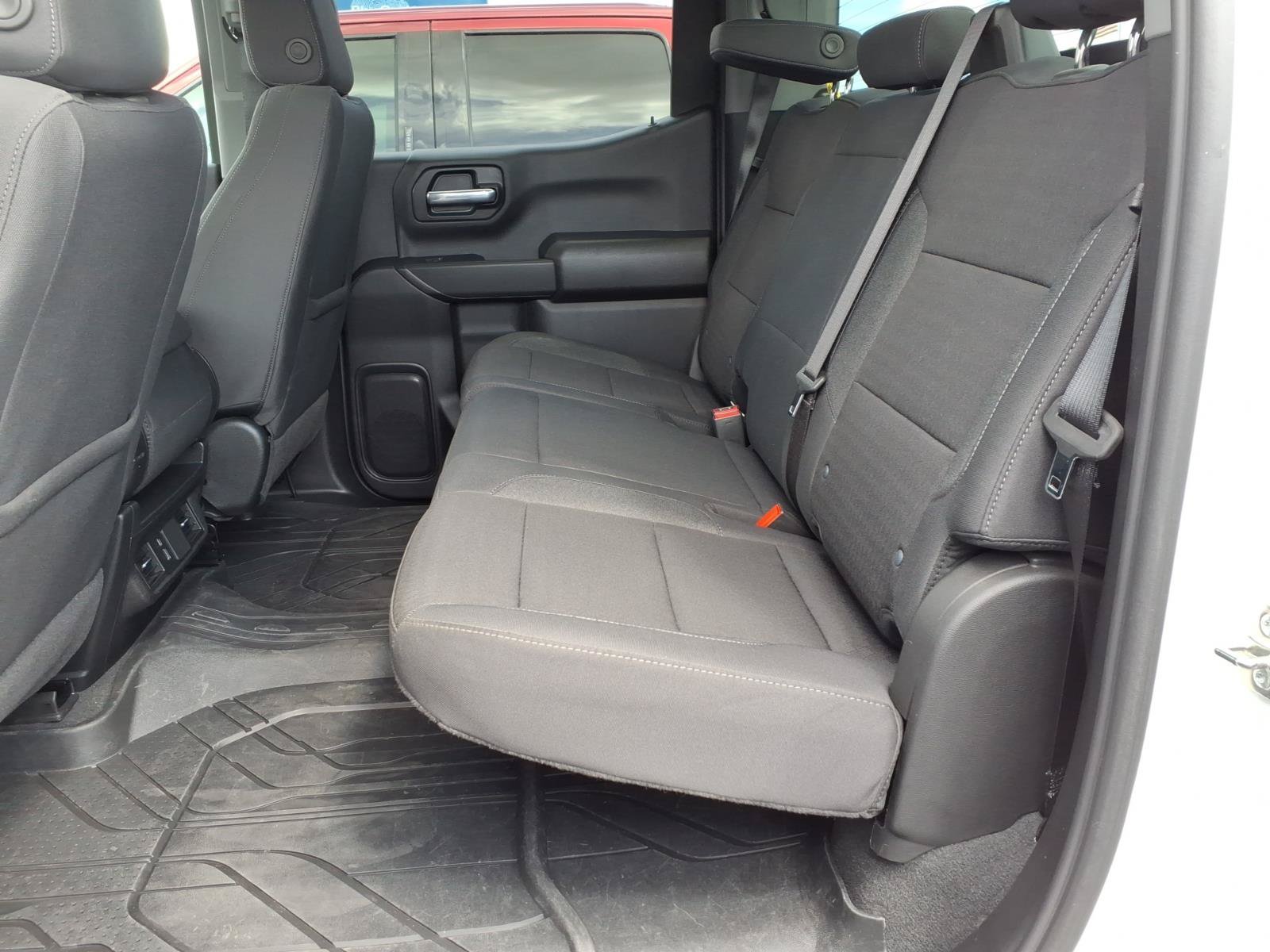 Used 2026 Chevrolet Silverado 1500 Custom AWD/4WD image 9