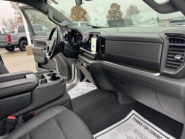 Used 2023 Chevrolet Silverado 1500 RST w/ Redline Edition image 34