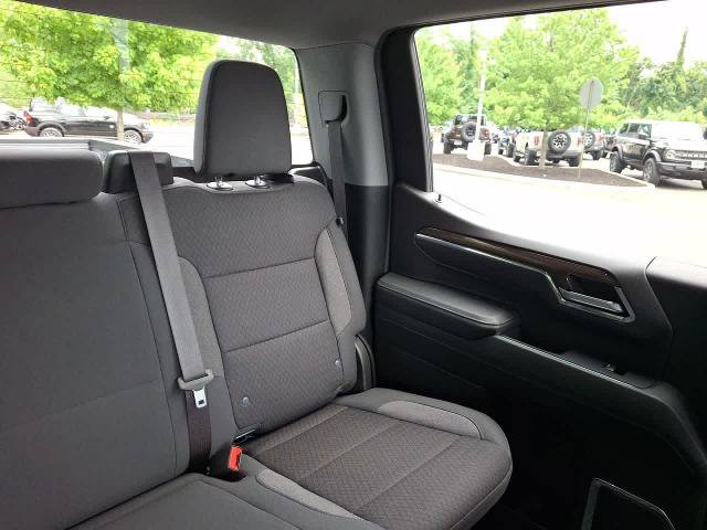 Used 2024 Chevrolet Silverado 1500 LT AWD/4WD image 14