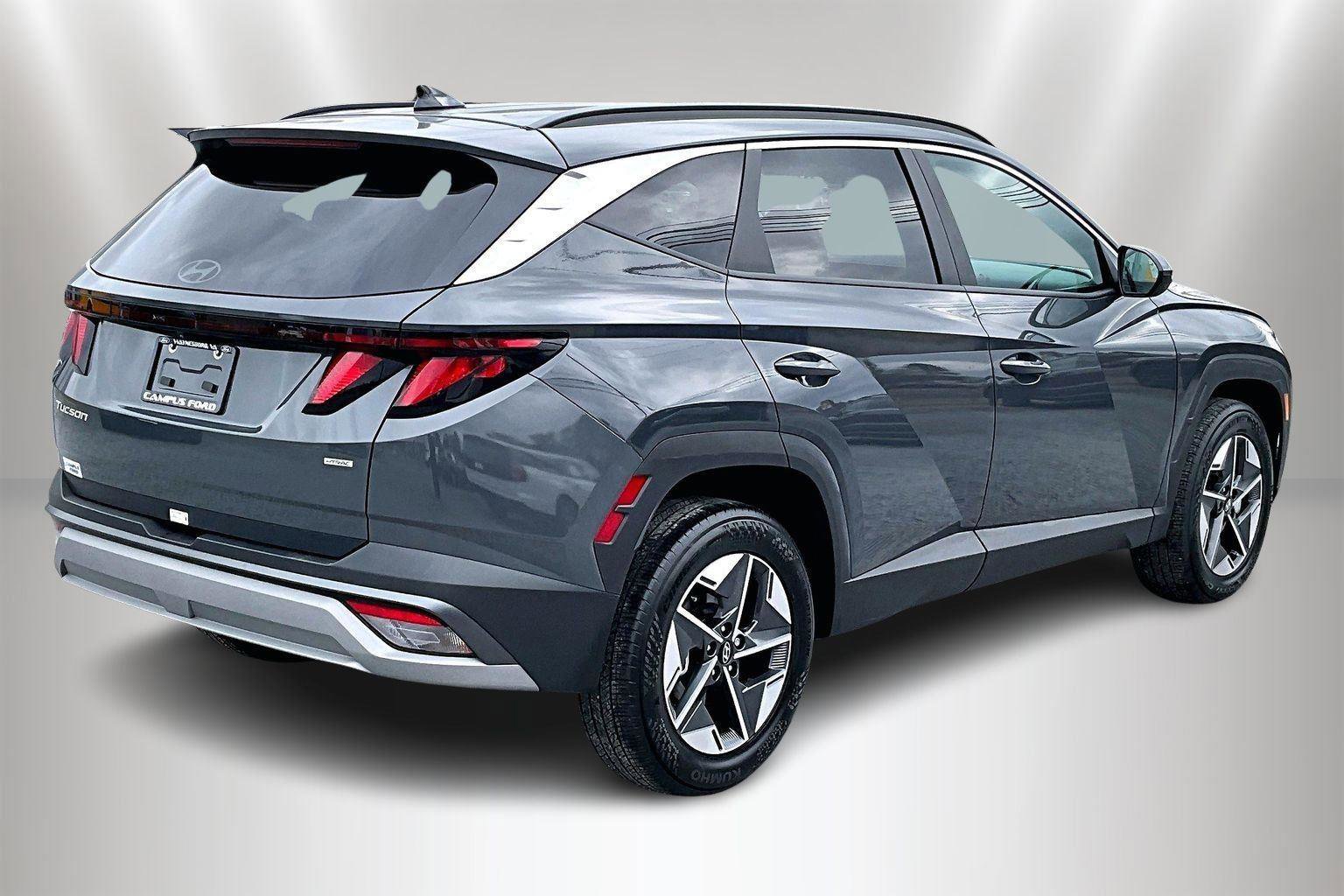 Used 2025 Hyundai Tucson SEL image 2