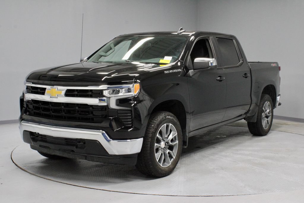 Used 2025 Chevrolet Silverado 1500 LT AWD/4WD image 7