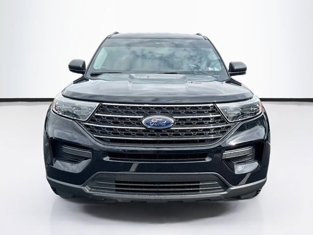 Certified 2022 Ford Explorer XLT AWD/4WD image 3
