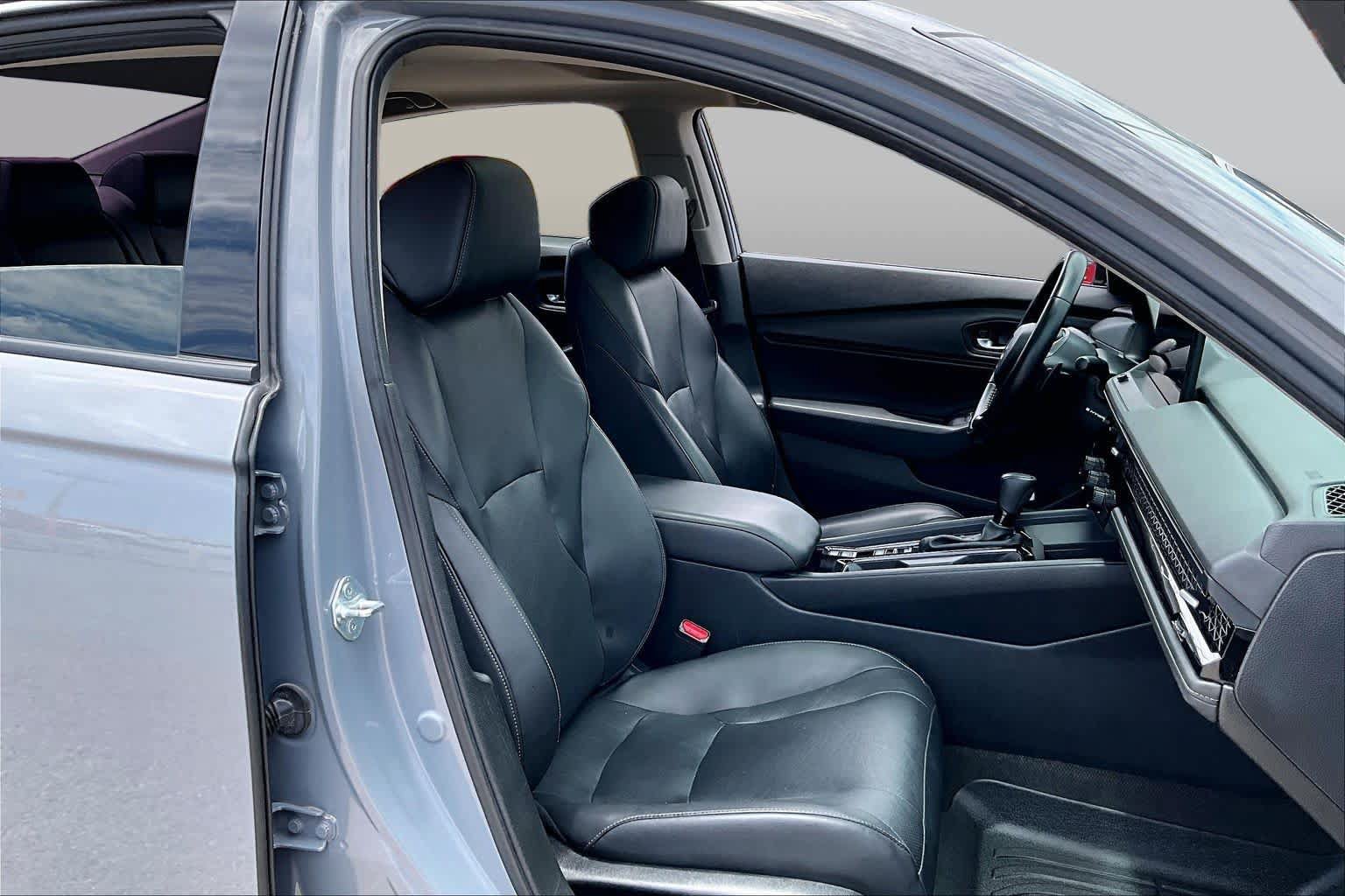 Used 2024 Honda Accord EX-L image 9