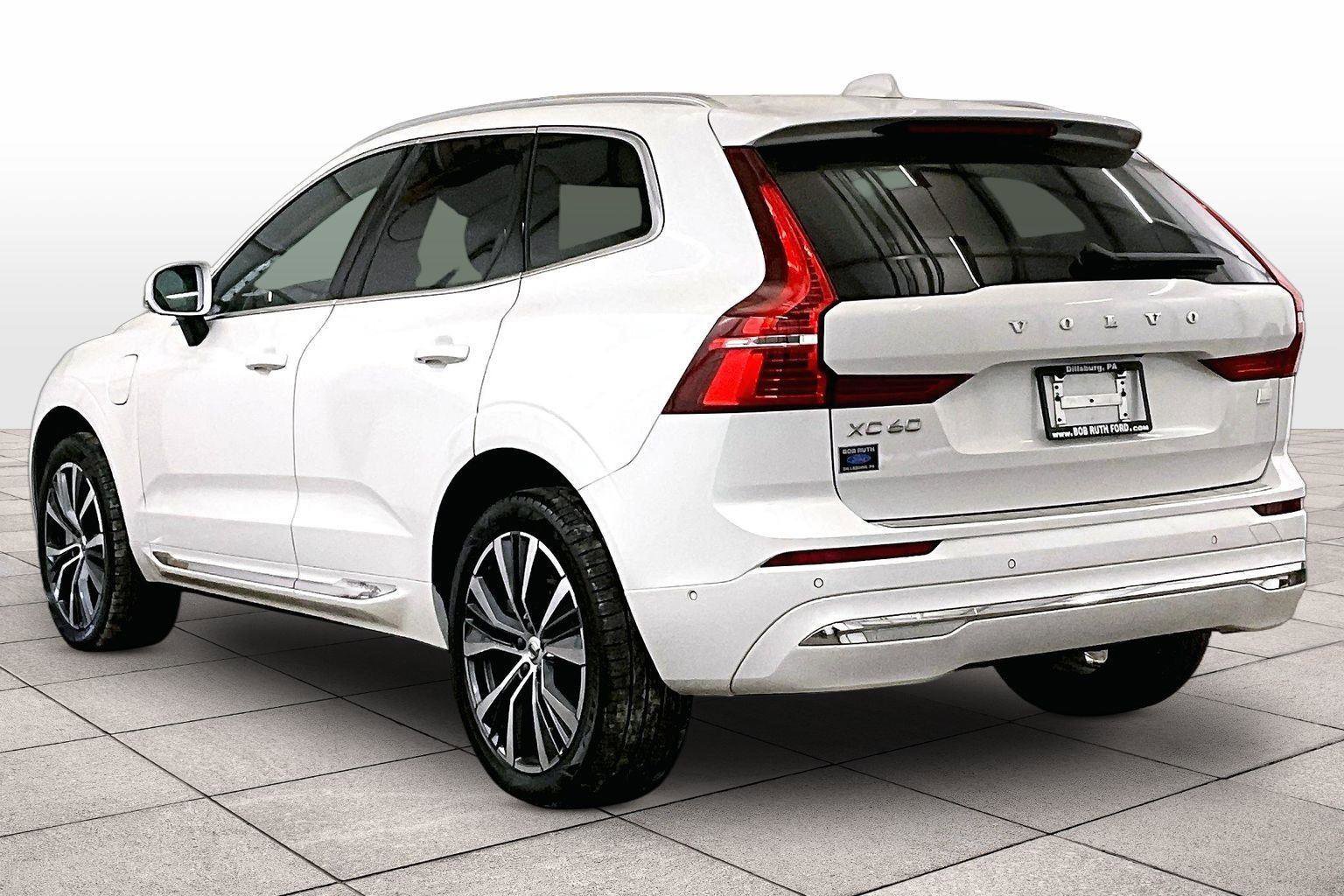 Used 2022 Volvo XC60 T8 Inscription Expression w/ Advanced Package image 10