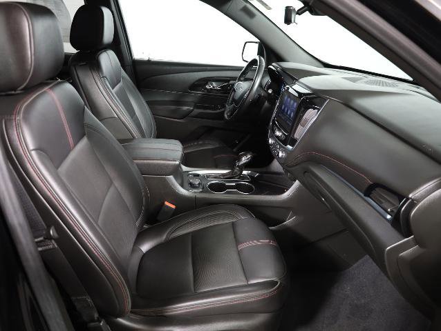 Used 2022 Chevrolet Traverse RS image 9