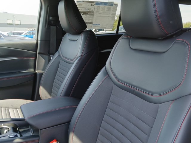 Certified 2025 Ford Explorer ST-Line w/ Premium Package AWD/4WD image 22