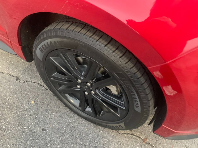 Certified 2021 Ford Edge ST-Line AWD/4WD image 9