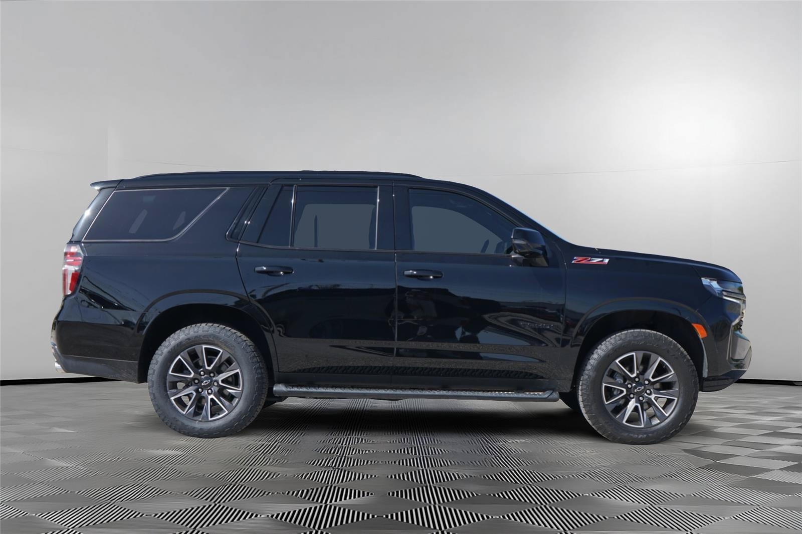 Used 2022 Chevrolet Tahoe Z71 w/ Off-Road Capability Package AWD/4WD image 4