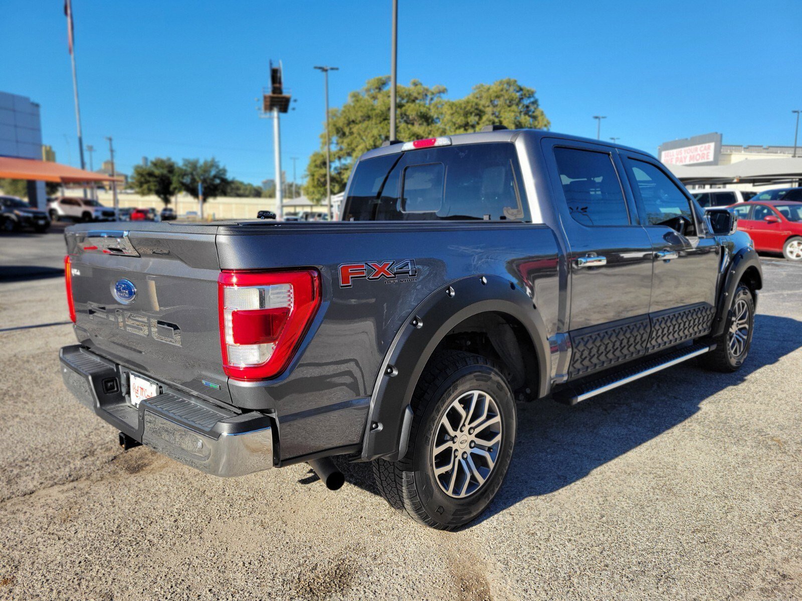 Certified 2022 Ford F150 Lariat w/ FX4 Off-Road Package image 4
