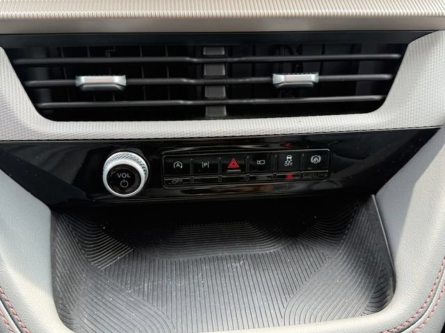 Certified 2025 Ford Explorer Active w/ Active Comfort Package AWD/4WD image 6