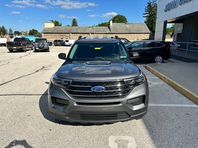 Certified 2021 Ford Explorer XLT AWD/4WD image 2