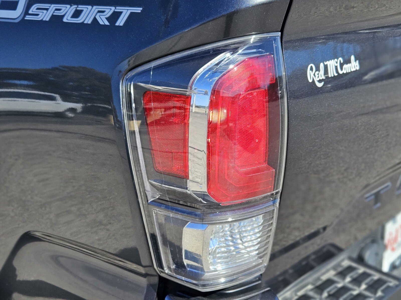 Used 2023 Toyota Tacoma TRD Sport image 10