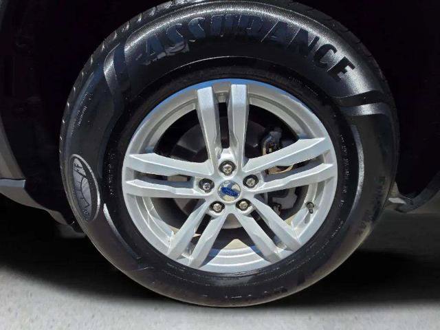 Certified 2024 Ford Explorer XLT w/ Equipment Group 202A AWD/4WD image 33