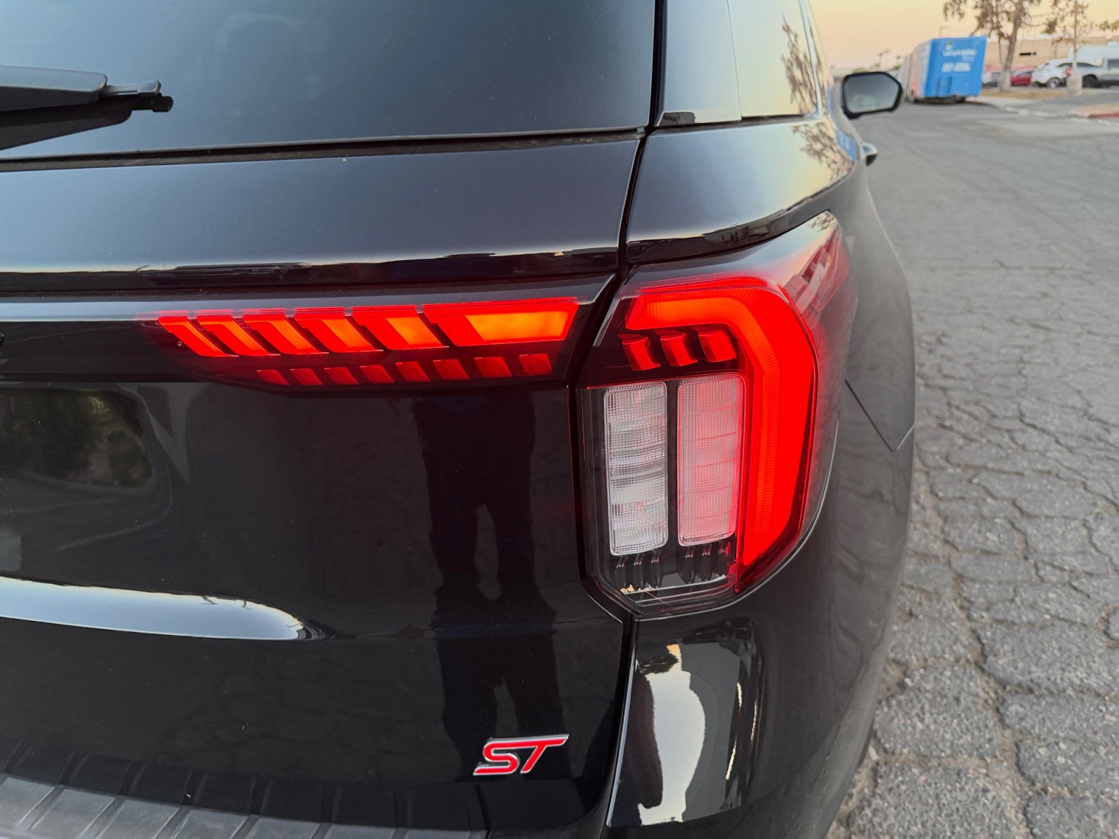 Certified 2025 Ford Explorer ST AWD/4WD image 29