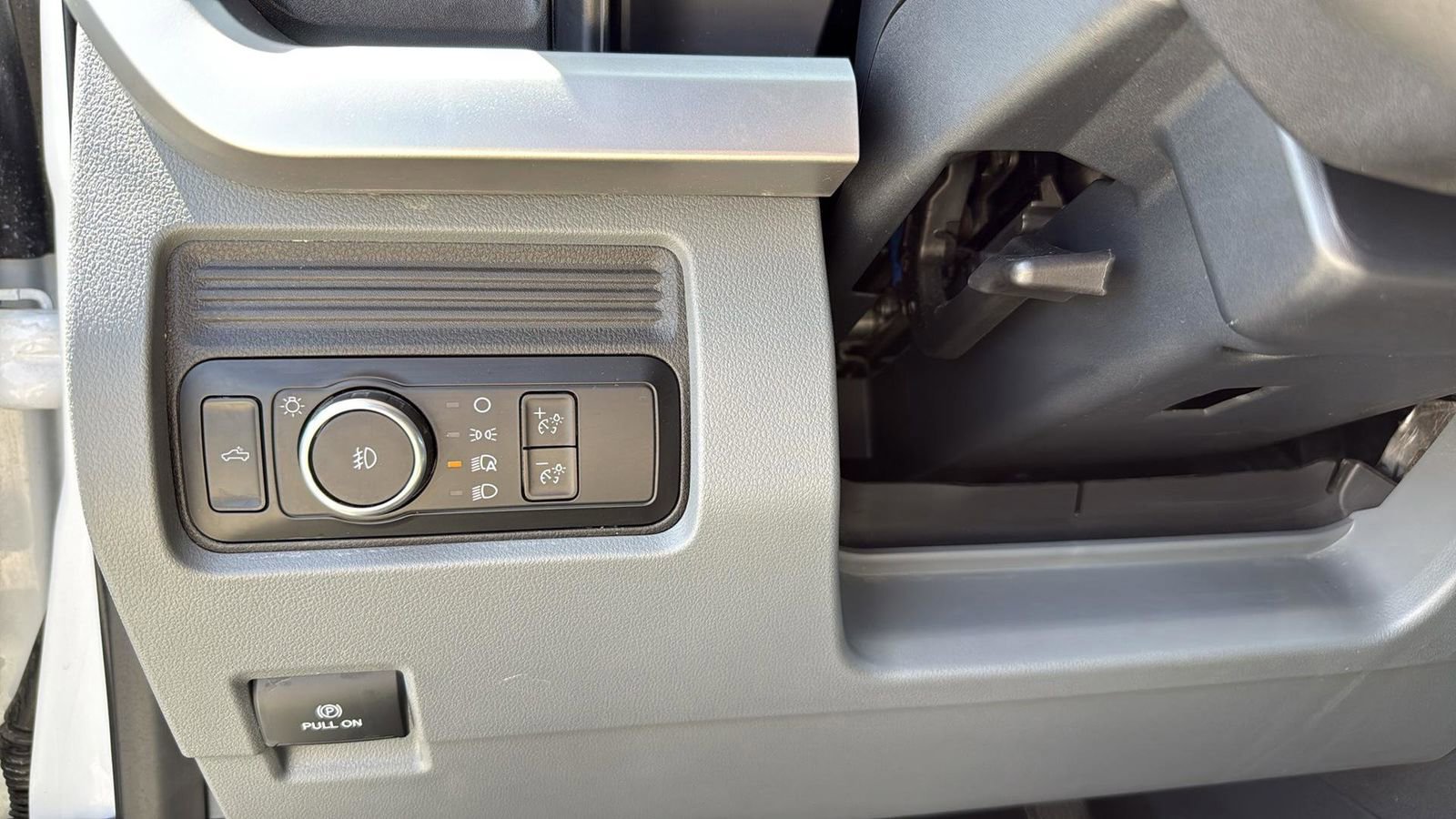 Certified 2025 Ford F350 XLT AWD/4WD image 18