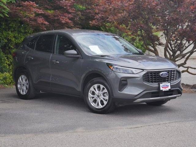 Certified 2025 Ford Escape Active AWD/4WD image 29