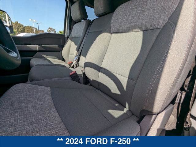 Certified 2024 Ford F250 XLT w/ 360-Degree Camera Package AWD/4WD image 19