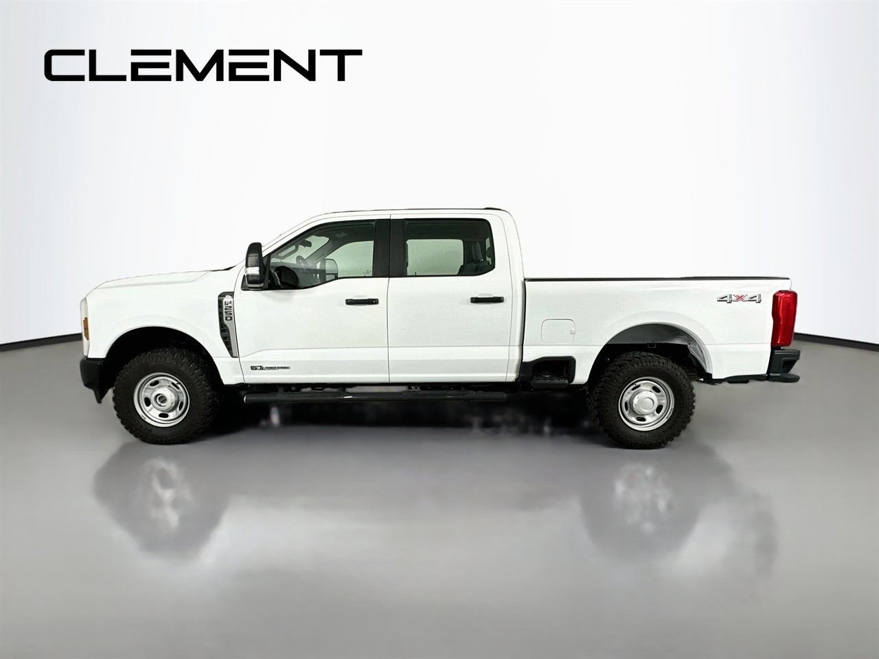 Certified 2024 Ford F250 XL w/ XL Off-Road Package AWD/4WD image 6