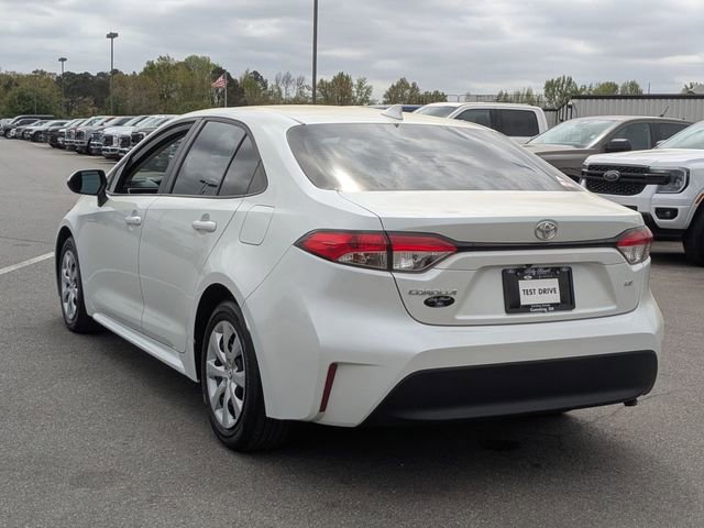 Used 2024 Toyota Corolla LE FWD image 3