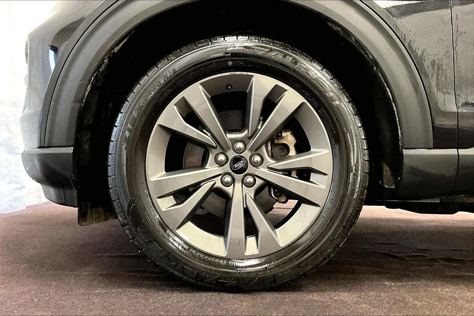 Certified 2021 Ford Explorer XLT w/ Equipment Group 202A image 8