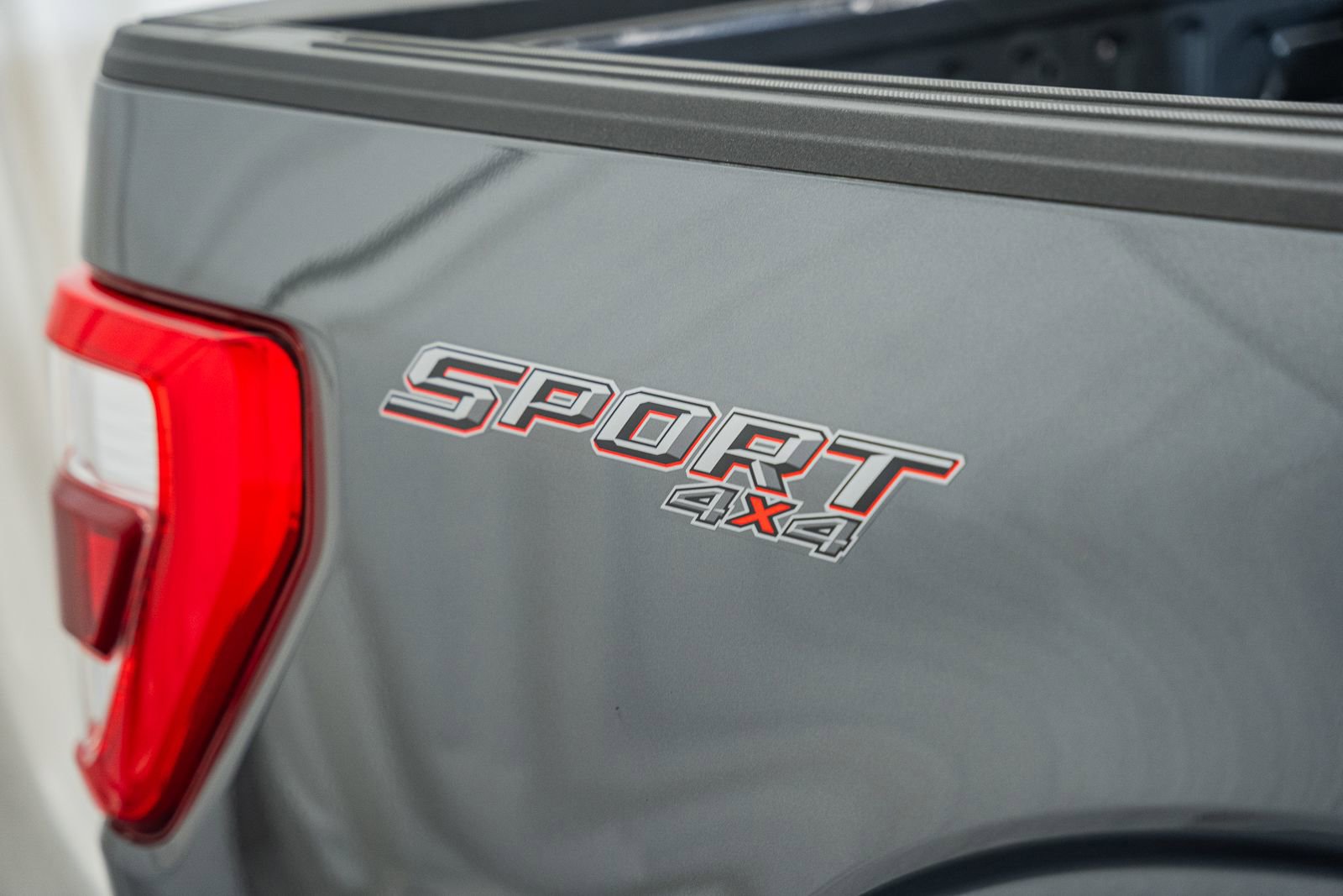 Certified 2023 Ford F150 Lariat w/ Equipment Group 502A High image 26