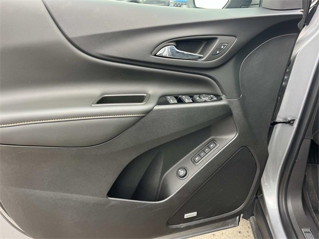 Used 2024 Chevrolet Equinox Premier image 27