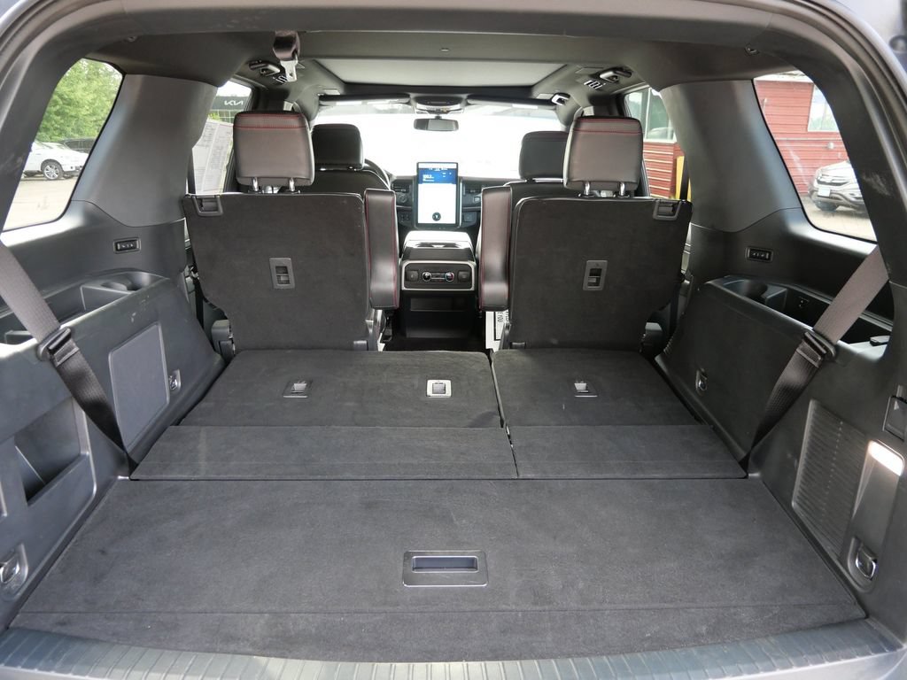 Certified 2023 Ford Expedition Limited AWD/4WD image 10