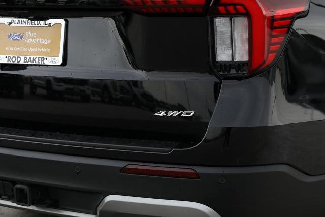 Certified 2025 Ford Explorer Platinum w/ LUX Leather Package image 13