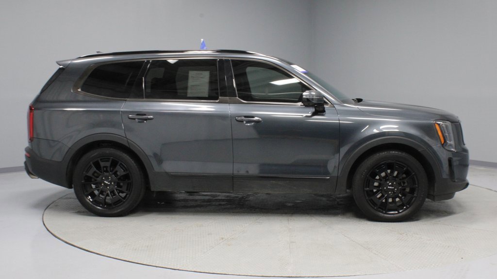 Used 2022 Kia Telluride SX w/ SX Prestige Package image 6