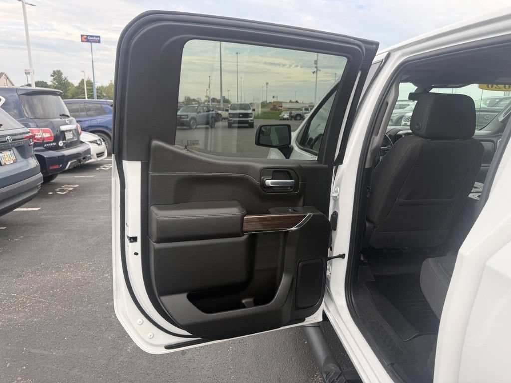 Used 2020 Chevrolet Silverado 1500 RST AWD/4WD image 34