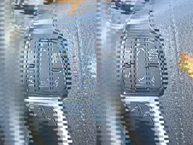 Used 2019 Toyota Highlander XLE image 17