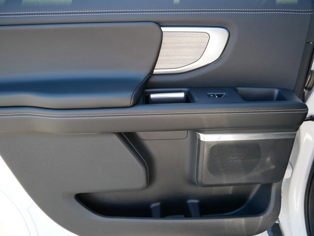 Certified 2025 Ford Expedition Max Platinum AWD/4WD image 14