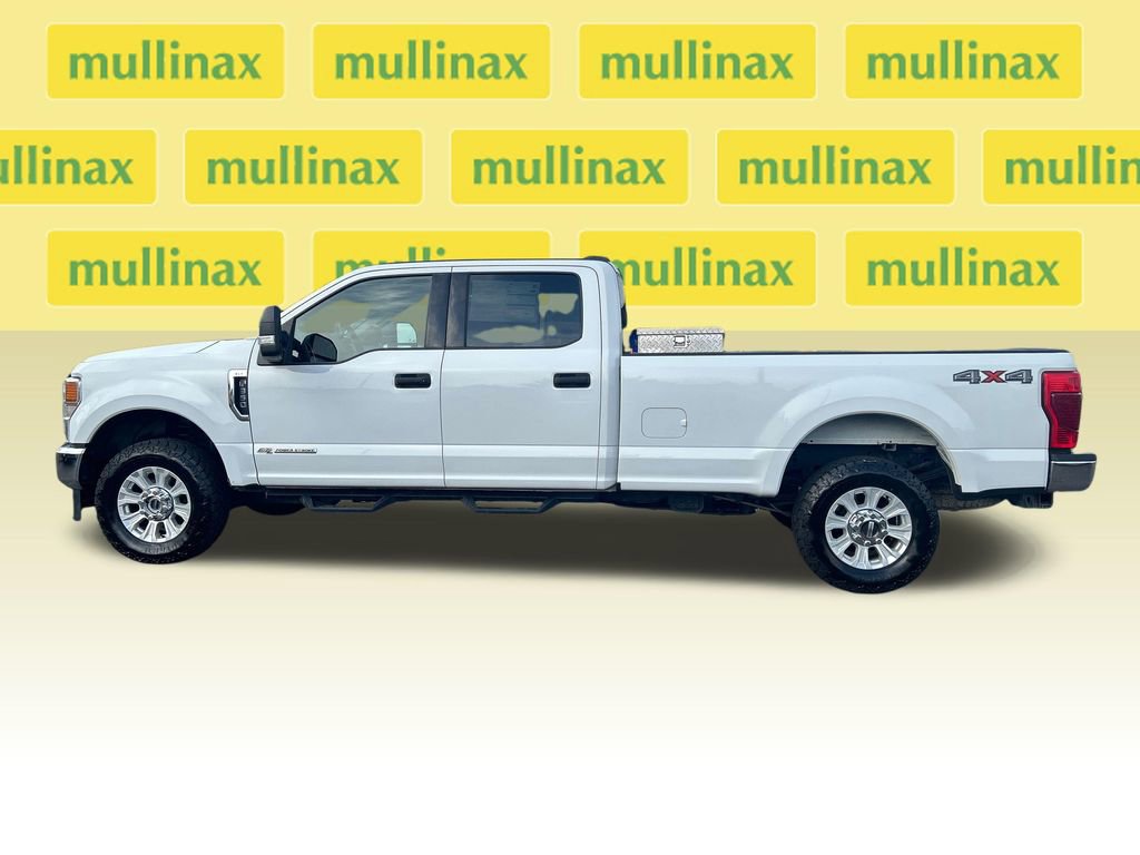 Certified 2022 Ford F350 XLT AWD/4WD image 9