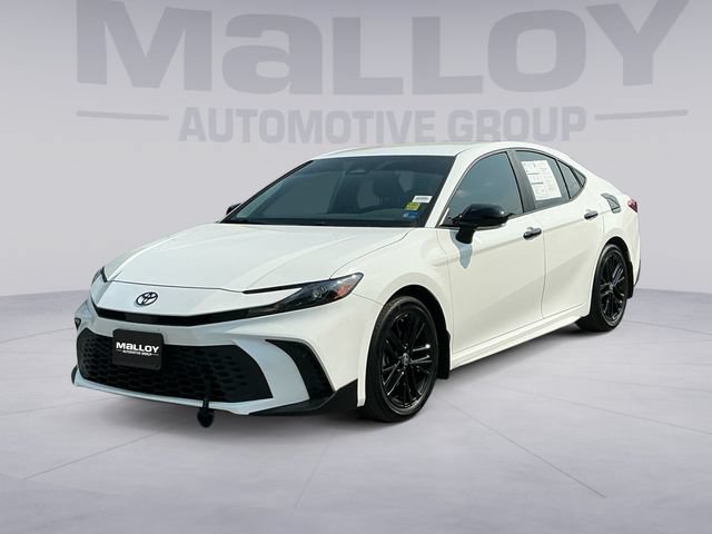 Used 2025 Toyota Camry SE w/ Convenience Package FWD video 1