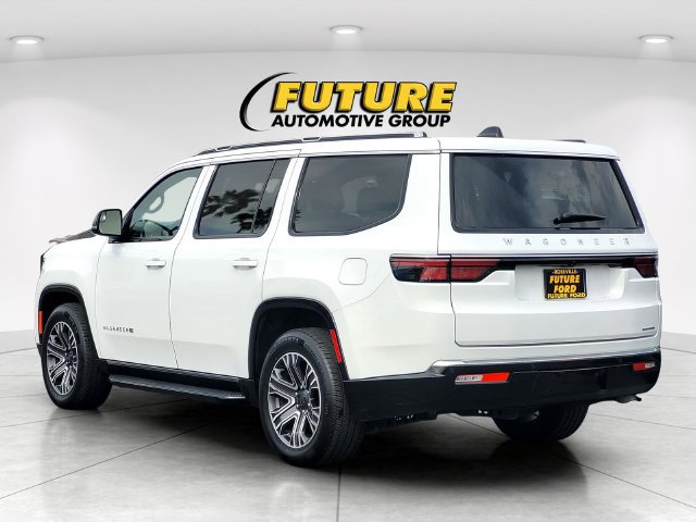 Used 2024 Jeep Wagoneer Series II AWD/4WD image 6
