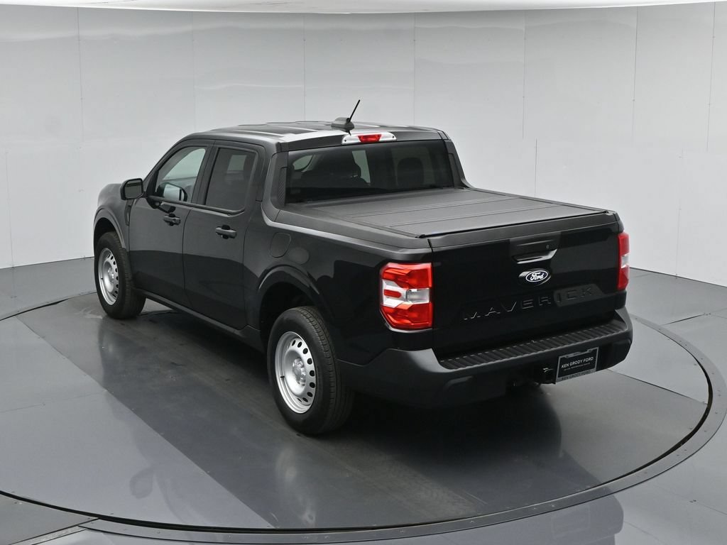 Certified 2025 Ford Maverick XL FWD image 35