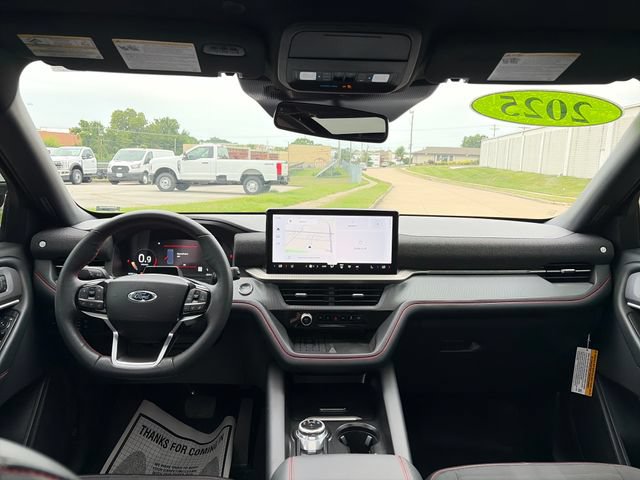 Certified 2025 Ford Explorer ST-Line w/ Premium Package AWD/4WD image 23
