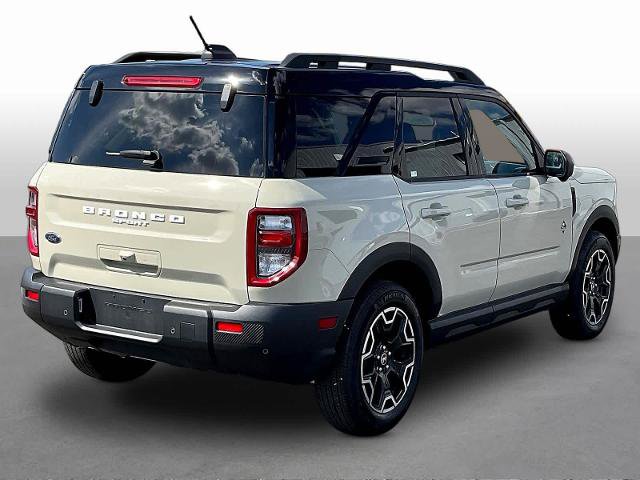 Certified 2025 Ford Bronco Sport Outer Banks w/ Outer Banks Tech Package+ AWD/4WD image 7