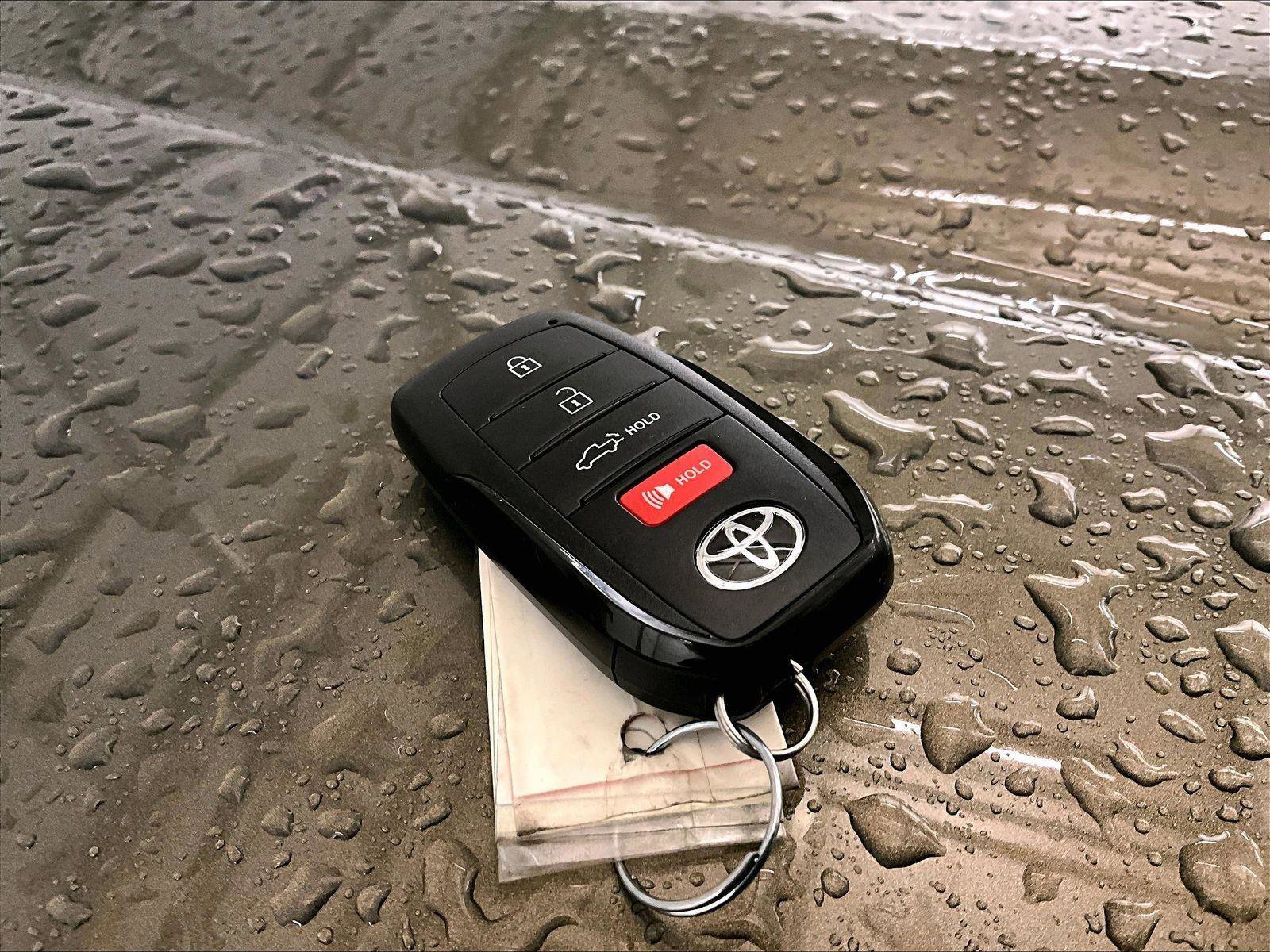 Used 2024 Toyota Tacoma TRD Off-Road w/ TRD Off Road Premium Package AWD/4WD image 9