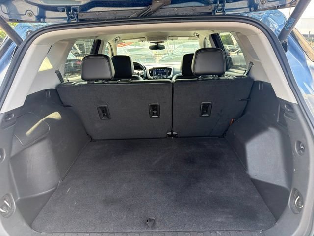 Used 2024 GMC Terrain SLT AWD/4WD image 10