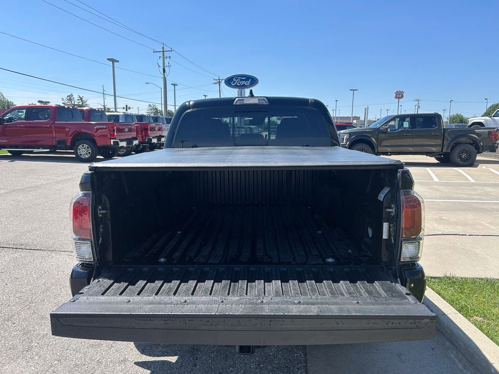 Used 2020 Toyota Tacoma TRD Pro AWD/4WD image 16