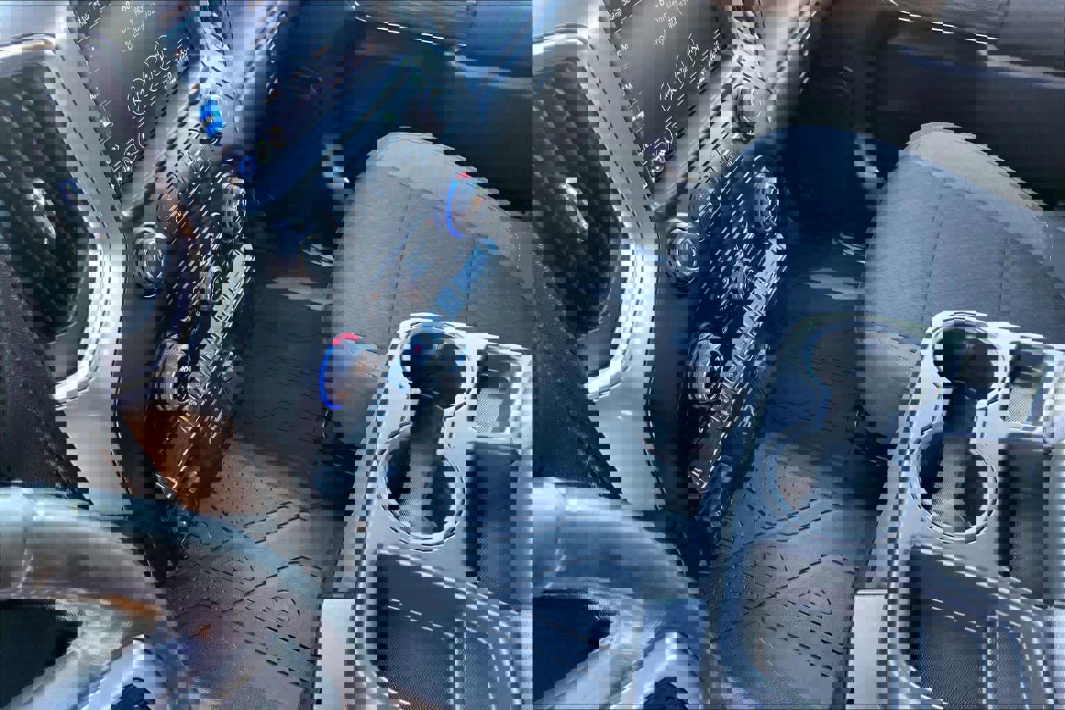 Used 2022 Chevrolet Silverado 2500 LT w/ Convenience Package image 16