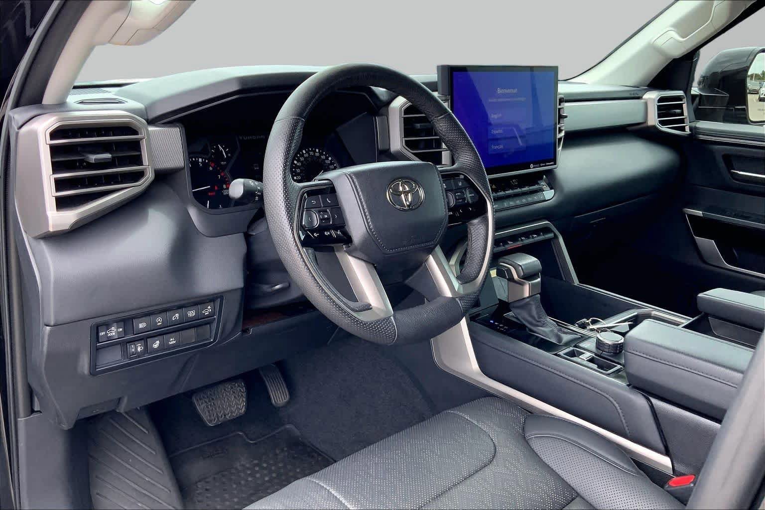Used 2023 Toyota Tundra Limited AWD/4WD image 17