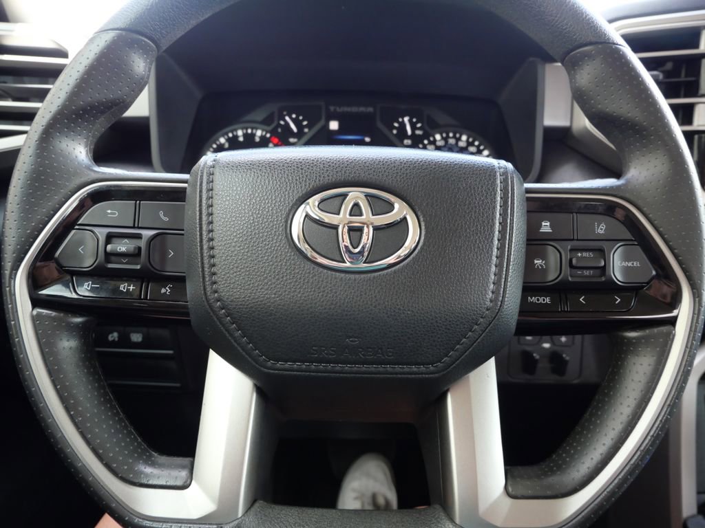 Used 2022 Toyota Tundra SR5 AWD/4WD image 26