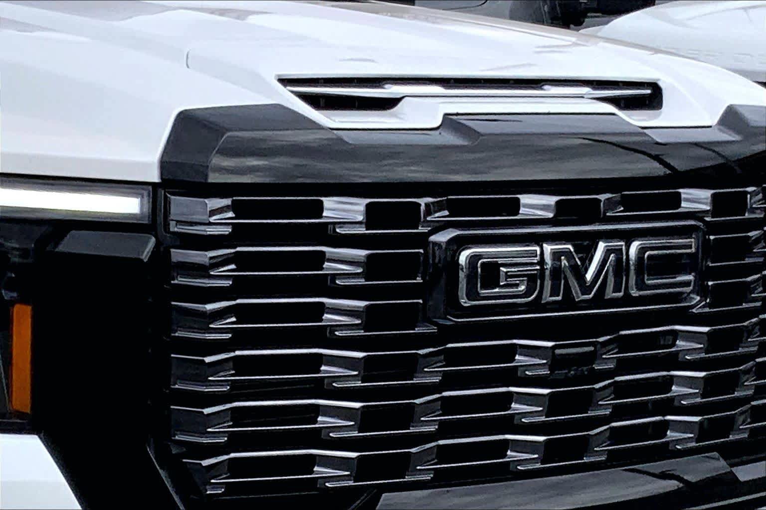 Used 2025 GMC Sierra 2500 Denali Ultimate AWD/4WD image 27