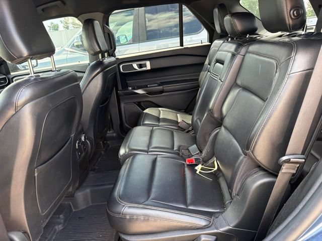 Certified 2020 Ford Explorer XLT w/ Equipment Group 202A AWD/4WD image 7
