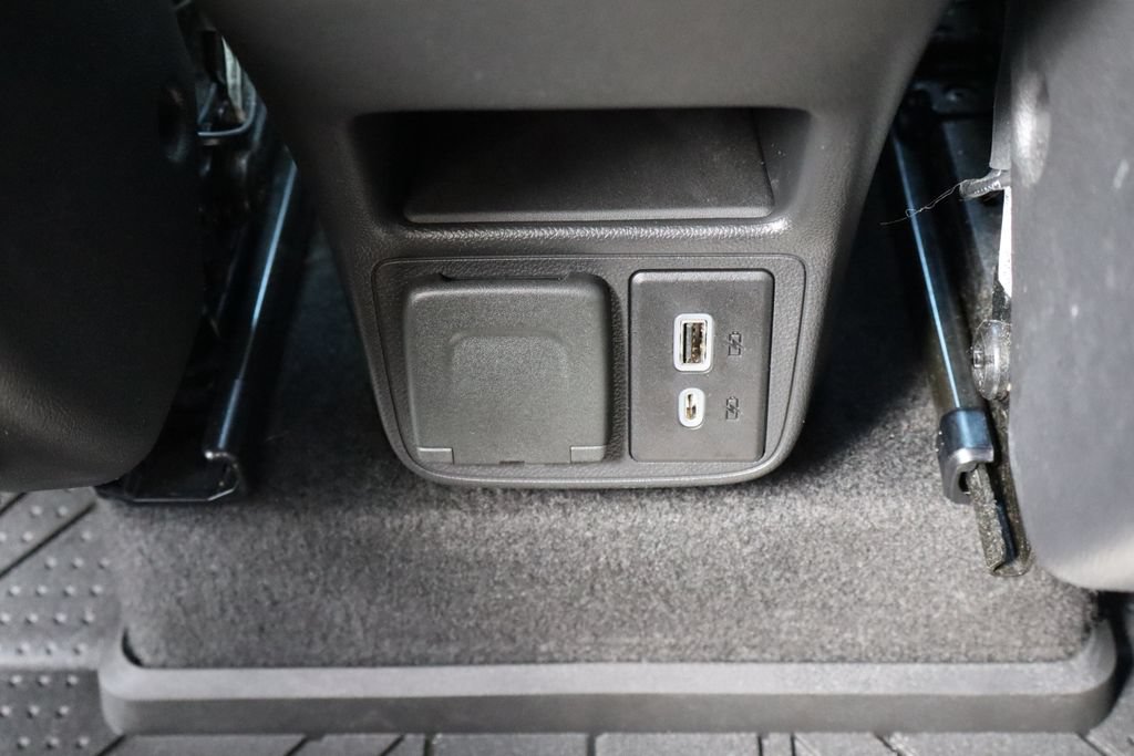 Used 2021 Chevrolet TrailBlazer RS w/ Convenience Package FWD image 29
